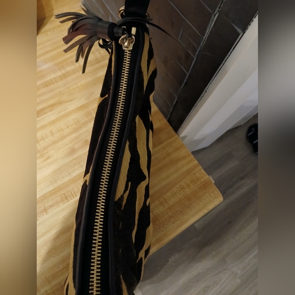 Henri Bendel EUC Animal Print Pony Fur Crossbody Bag - Picture 6 of 8